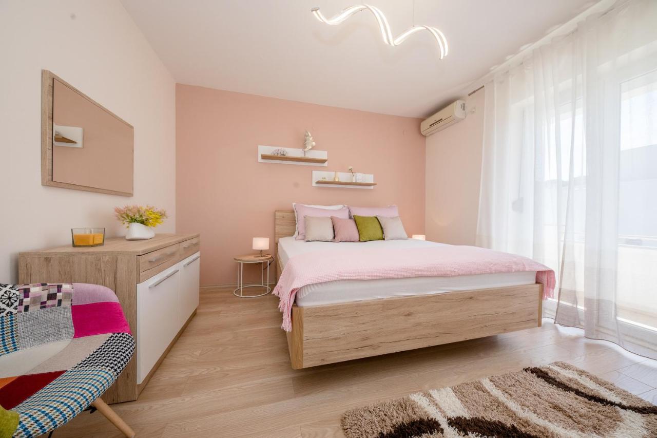 Luka Apartment