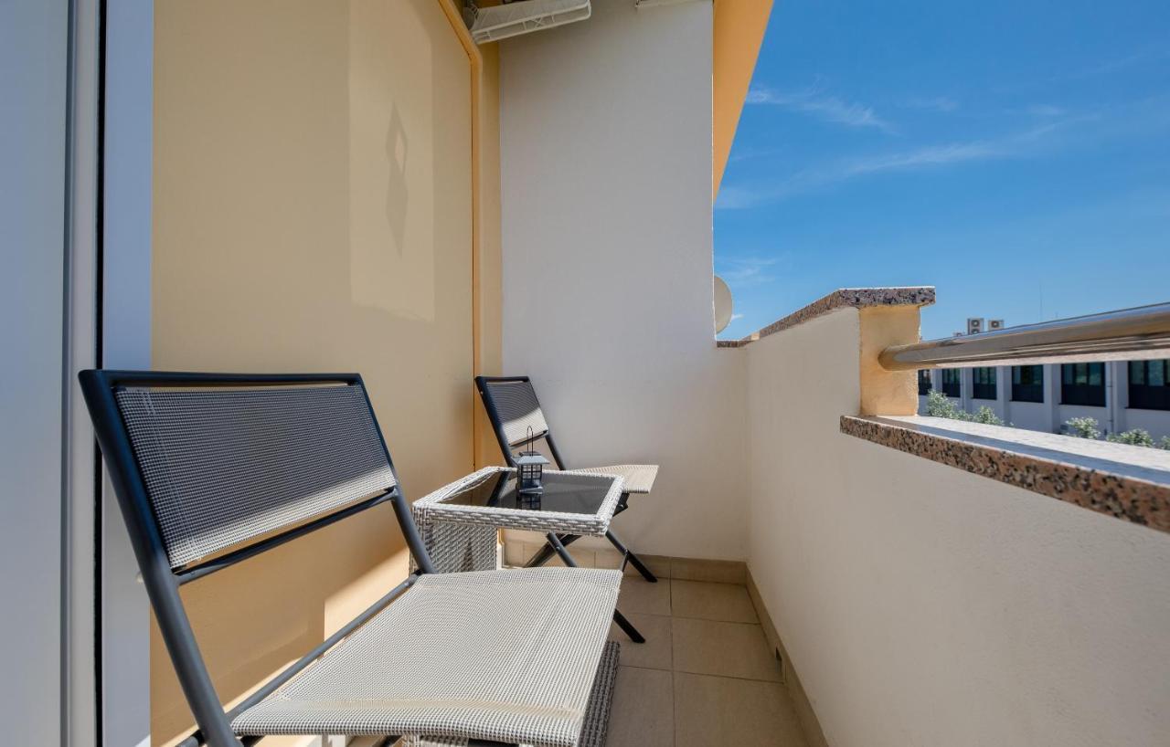 Luka Apartment Rab Town
