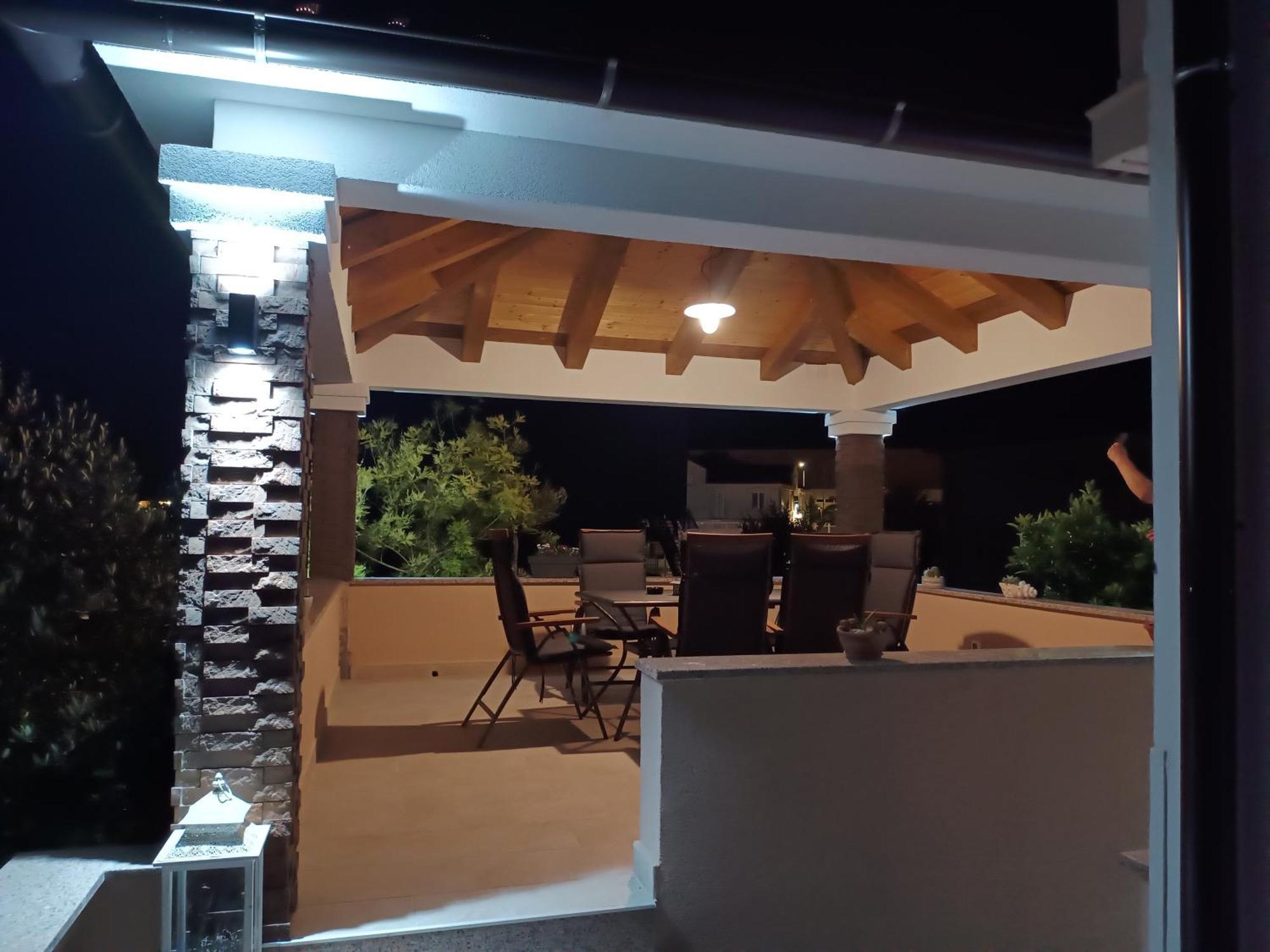 Luka Apartment Rab Town